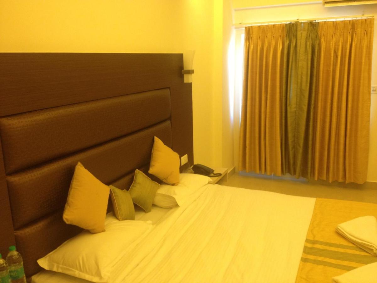 Hotel Shompen Port Blair Esterno foto